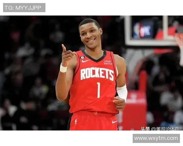 猛龙队新秀表现出色,助力球队晋级下一轮 猛龙队新秀表现出色,助力球队晋级下一轮